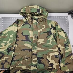 Parka Cold Weather M81 Camouflage Large Long USGI Military Rain Coat Jacket Army